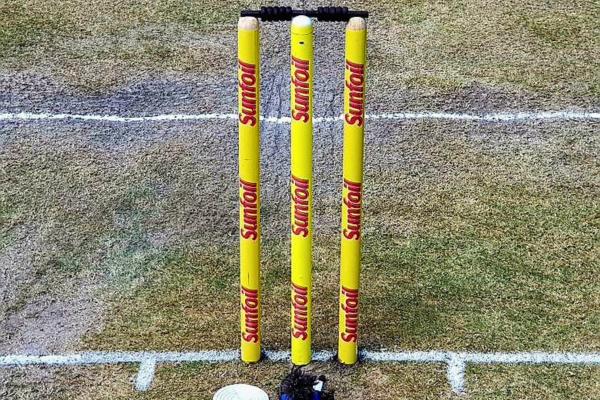 How Tall are Cricket Stumps?